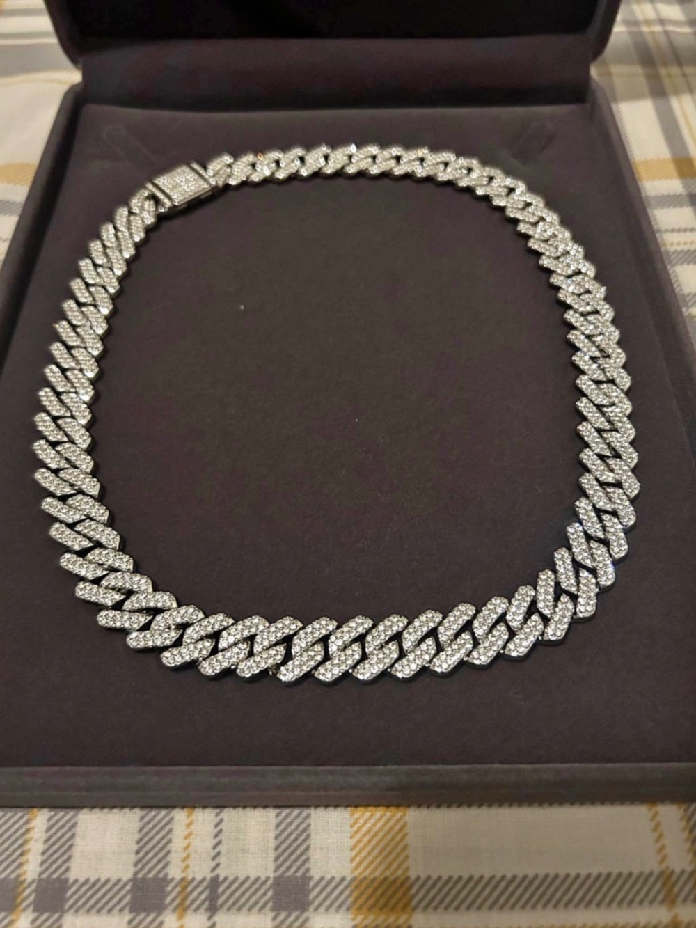 ❄️ 12mm Iced Out Cuban Link Chain (50cm) - Brand New
